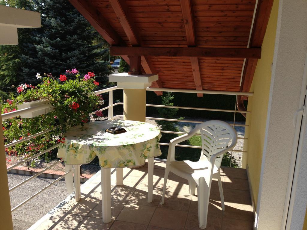 Villa Natalia Heviz Quarto foto